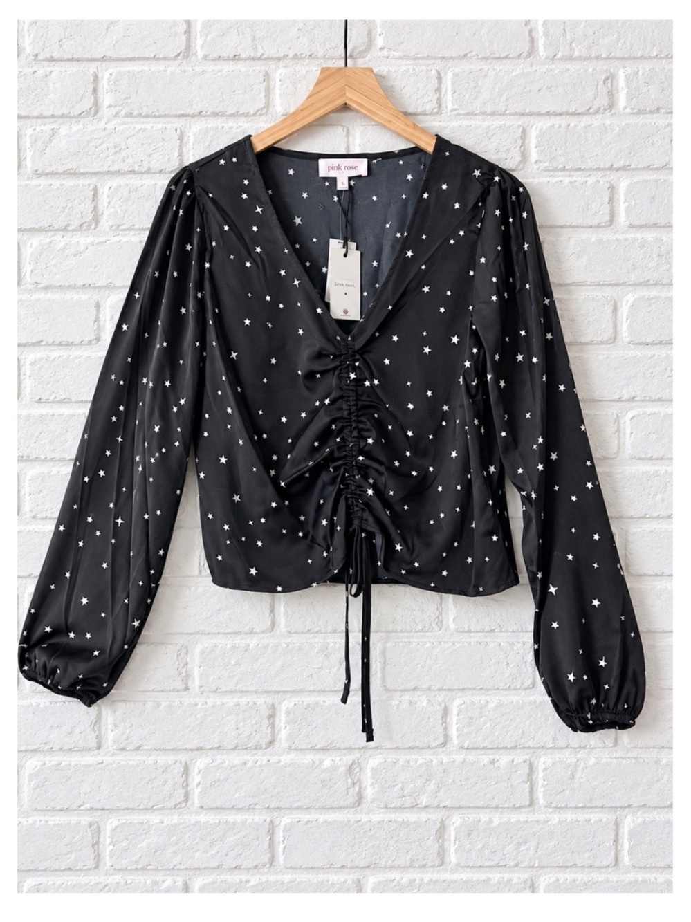 NWT PINK ROSE Long Sleeve Shirred V-Neck Top in Black/White Star Print